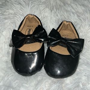 Infant dress shoe